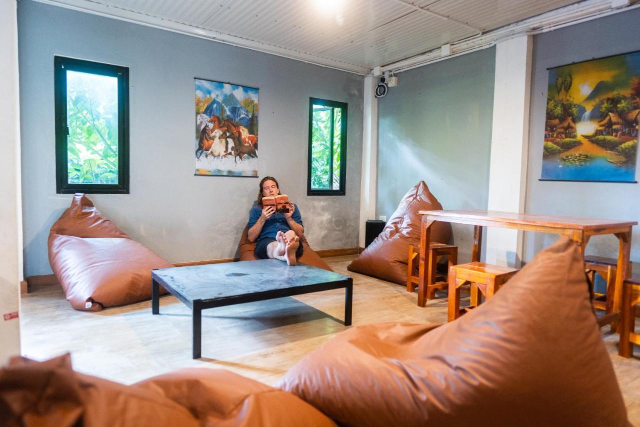 K-Bunk Aonang Center Otel Ao Nang Dış mekan fotoğraf