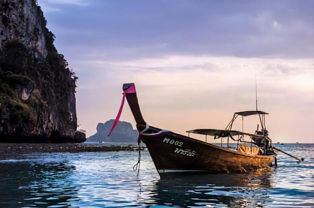 K-Bunk Aonang Center Otel Ao Nang Dış mekan fotoğraf