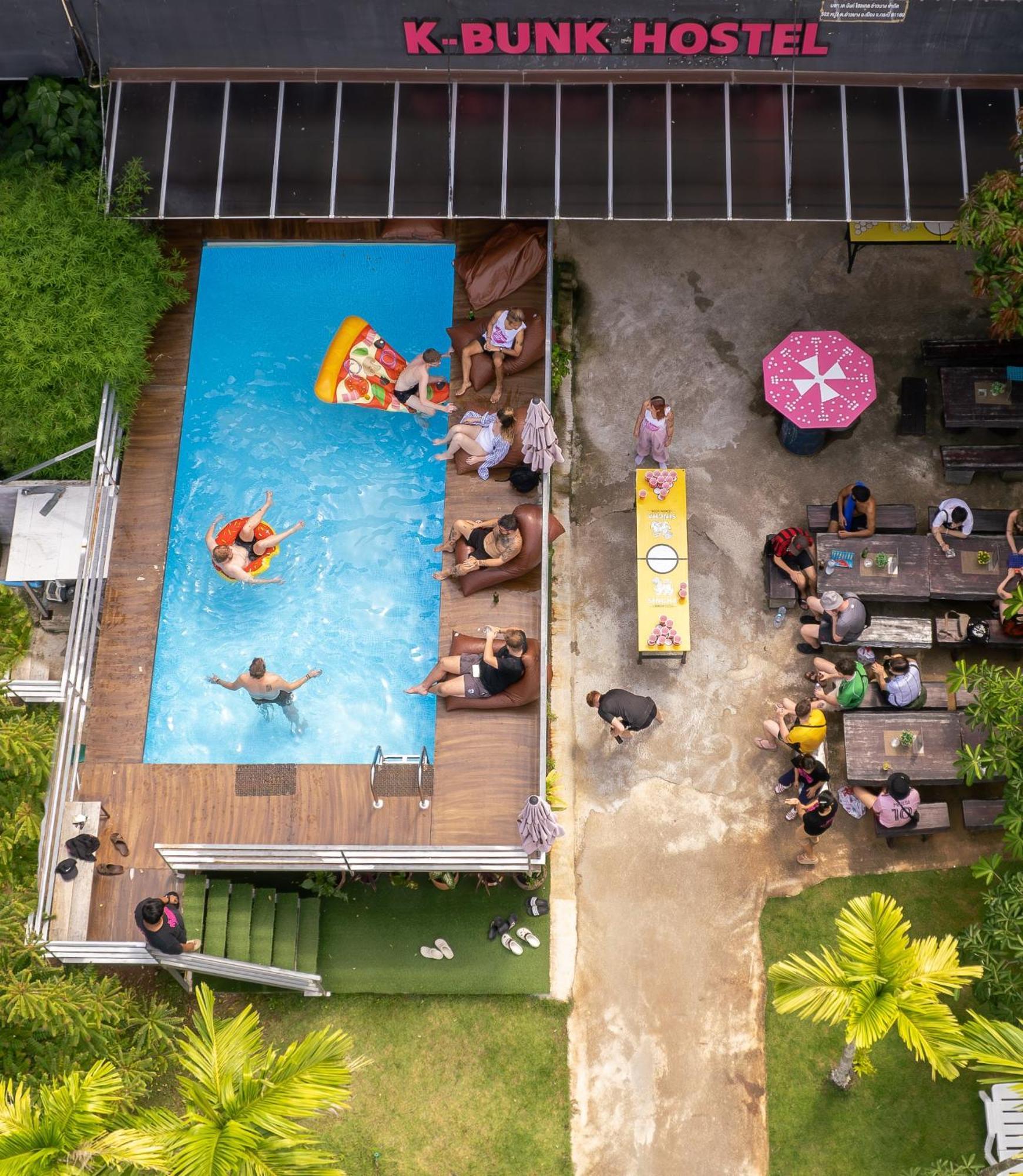 K-Bunk Aonang Center Otel Ao Nang Dış mekan fotoğraf