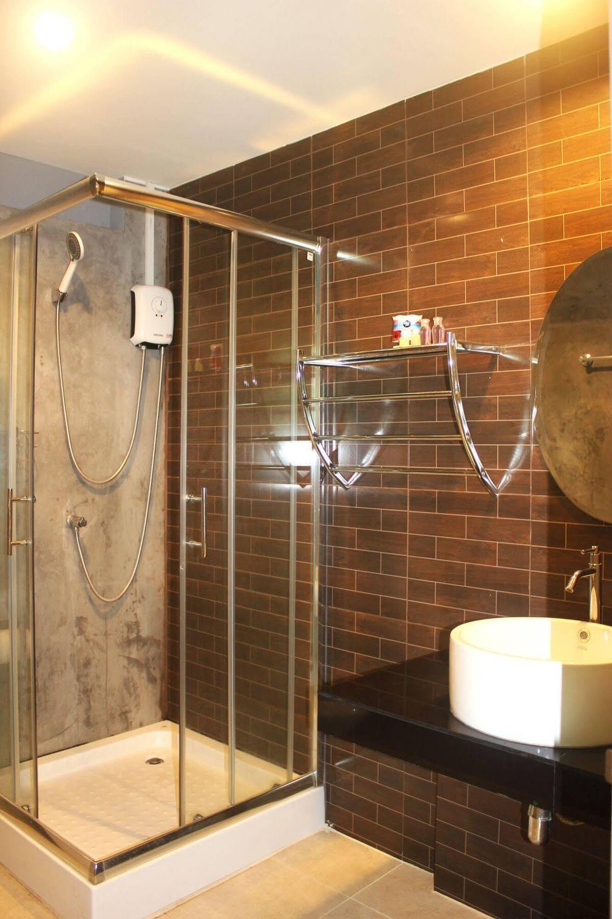 K-Bunk Aonang Center Otel Ao Nang Dış mekan fotoğraf